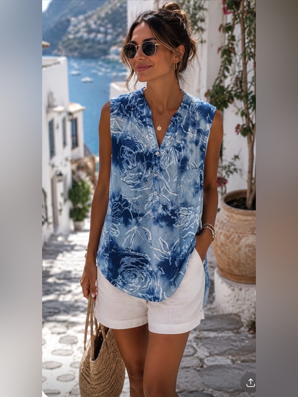 ANGELA MARA (made in Italy) Blue/White  Floral Sleeveless Top  size extra large
